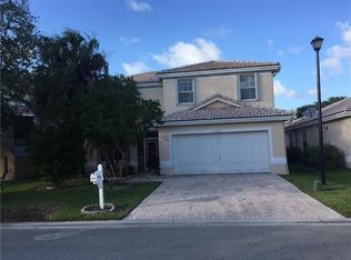 8559 NW 46th Dr, Pompano Beach, FL 33067