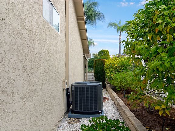 5th image of 1423 Puritan Dr