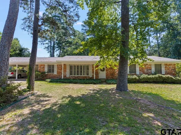 1315 Greenway St, Gilmer, TX 75644