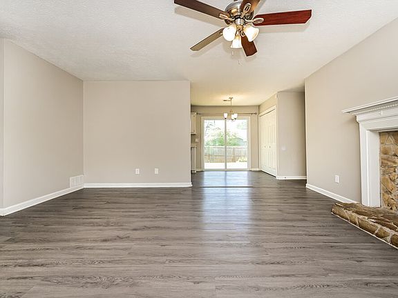 4th image of 1116 Whisper Wind Dr