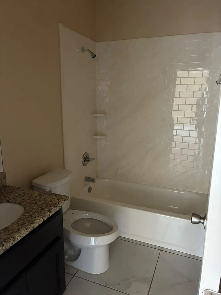 3 bed, 1234 sqft, $1,100 — Photo 4