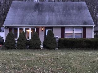 958 Terrace Blvd, Ewing, NJ 08618