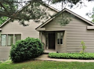 21 Donald Ross Dr, Granville, OH