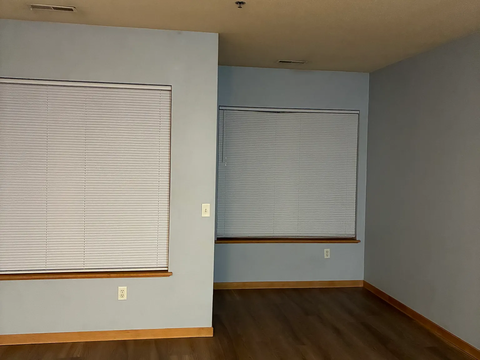 1 bed, 947 sqft, $1,400 — Photo 3