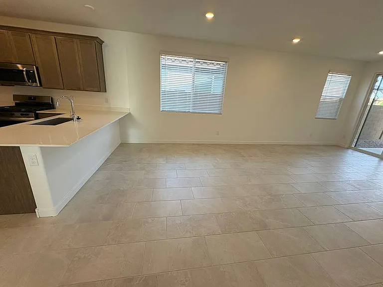 4738 E Kenneth Ln — Photo 17