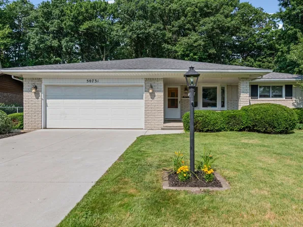 50731 W Shamrock St, New Baltimore, MI 48047