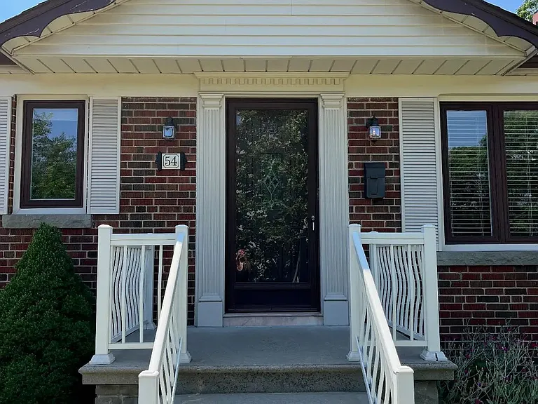 54 Charleston Rd — Photo 3