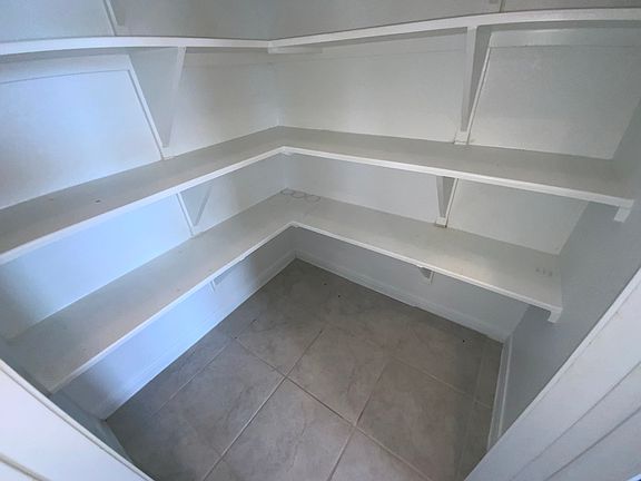 5th image of 1228 Grand Oak Trl