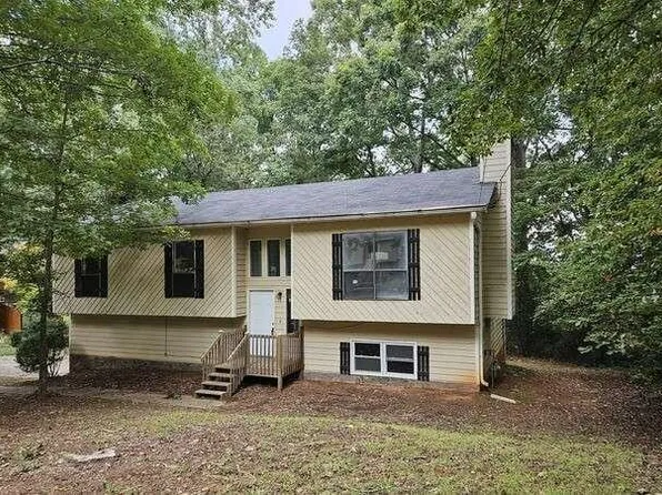 5970 Sutton Pl, Douglasville, GA 30135