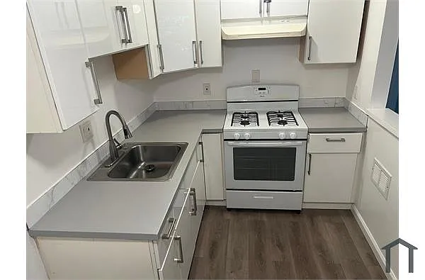 Building Photo - 2354 Fruitvale Ave #1