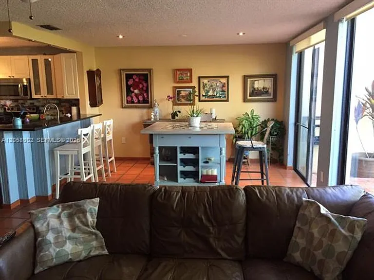 3917 Adra Ave #Townhouse E-46A — Photo 6