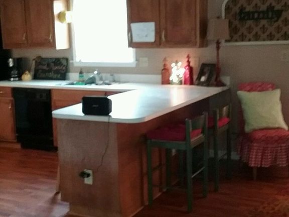 2nd image of 105 McKee Dr