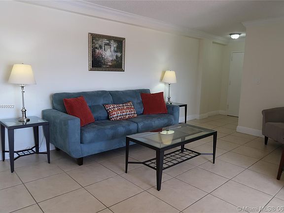 3rd image of 22 Salamanca Ave Unit 6B