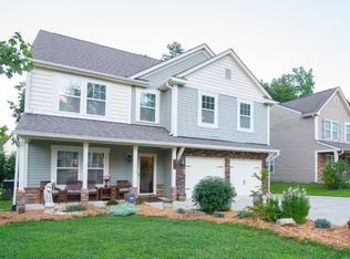 8522 Lustre Rd, Charlotte, NC 28215