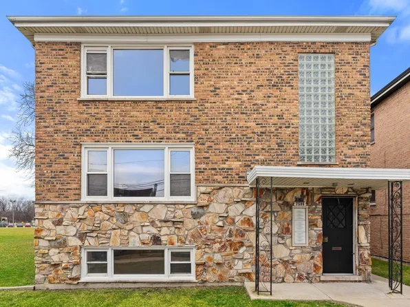 7506 W Hanover St, Summit Argo, IL 60501