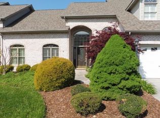 1805 Birchfield Pvt Ct, Kingsport, TN 37660