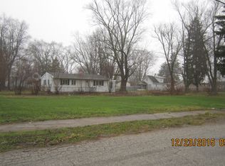 2424 Keller St, South Bend, IN 46628