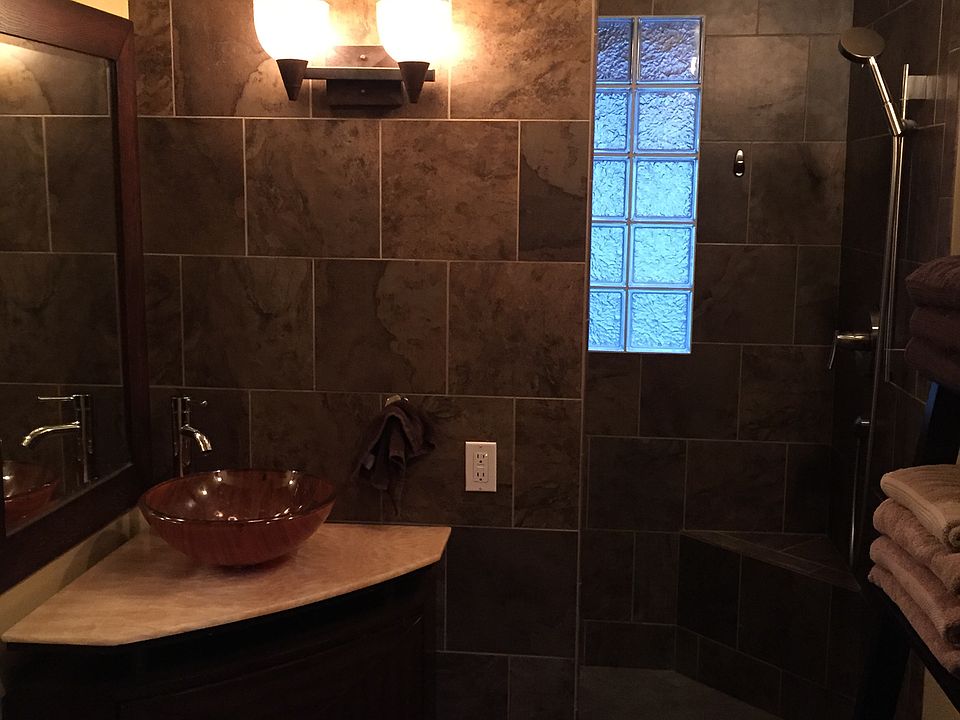 2nd image of 6539 5th Ave NW