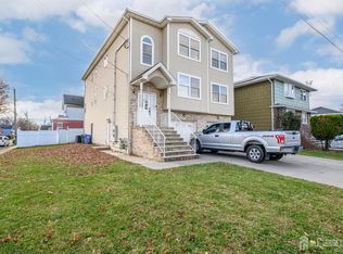 601 Saint Marks St #1, Linden, NJ 07036