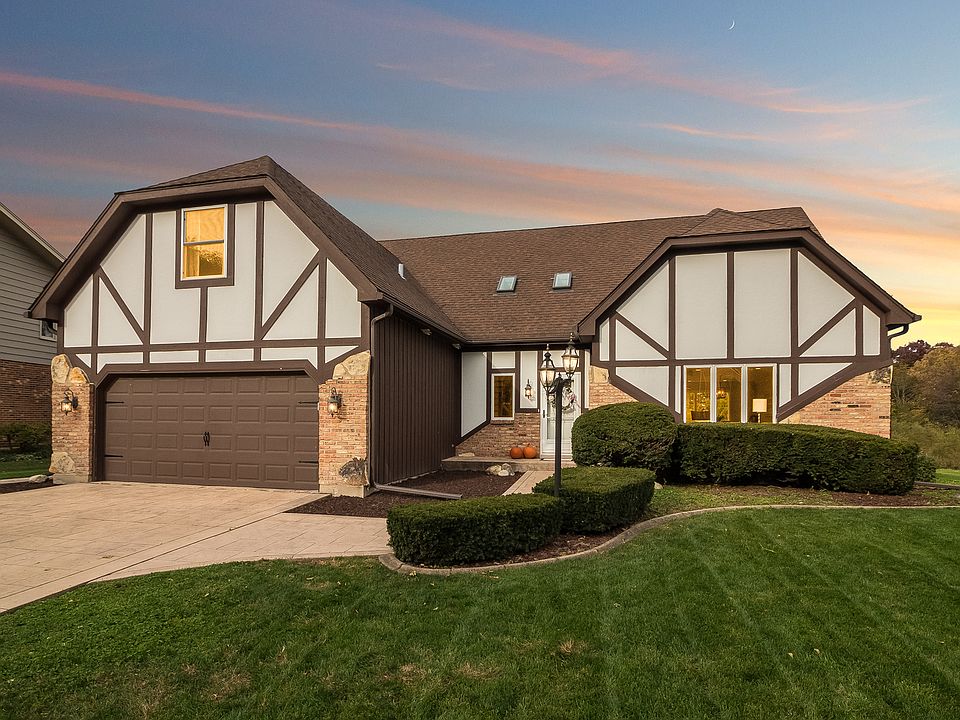 1st image of 6483 Bannister Ct