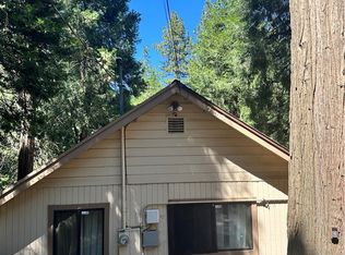 753 Woodland Rd, Crestline, CA 92325