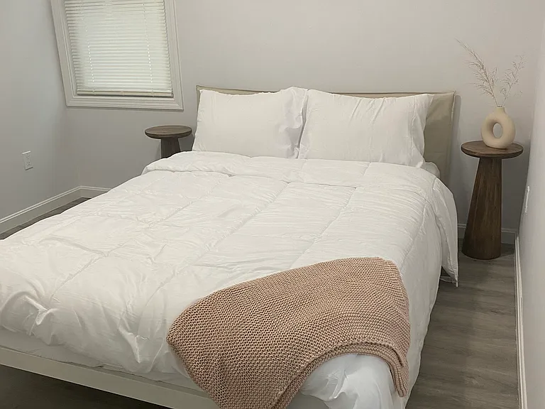 383 Academy Ave #2 — Photo 9