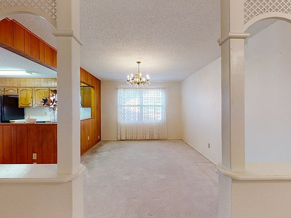5th image of 2829 Spur Ave