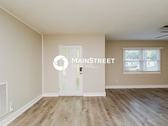 3rd image of 2447 Whitman St