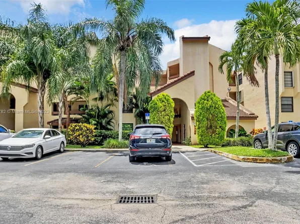 9140 SW 123rd Ct APT 210Q, Miami, FL 33186