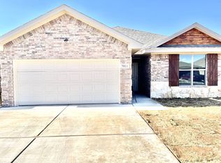 7011 10th St, Lubbock, TX 79416