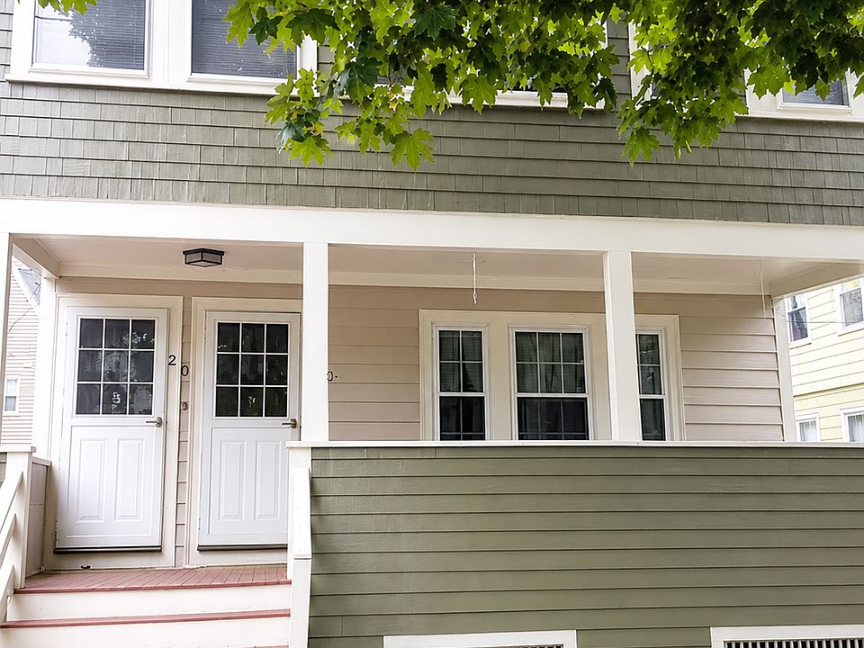 1st image of 20 Corinthian Rd #1
