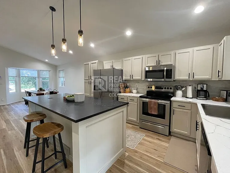 4626 Witches Hollow Ln — Photo 8