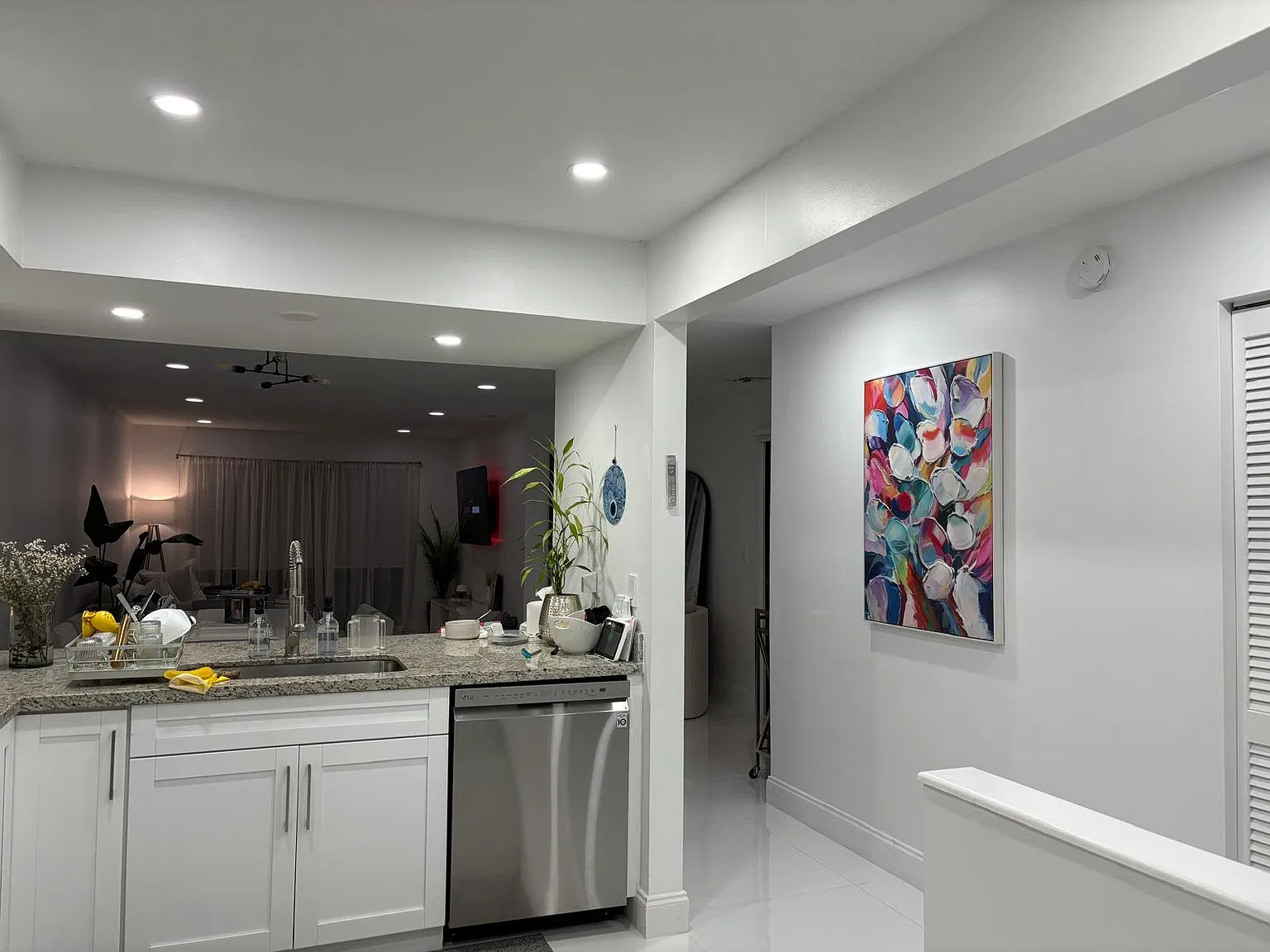 5201 SW 31st Ave — Photo 3