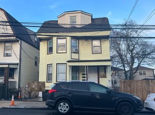 185 S 11th St, Newark, NJ 07107