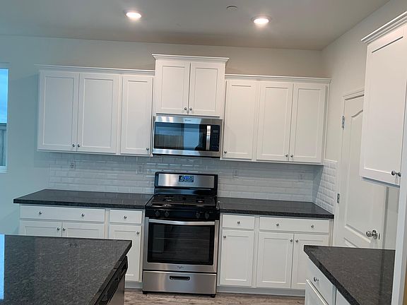 3rd image of 2357 Sheldon Dr