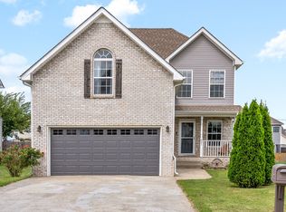 621 S Cavalcade Cir, Oak Grove, KY 42262