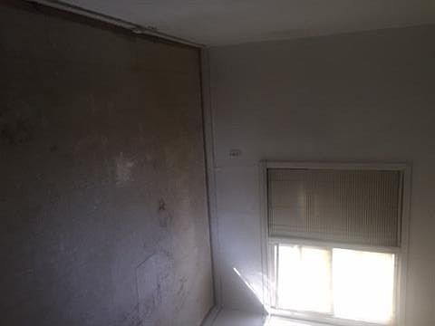4th image of 4212 S Hughes Ave