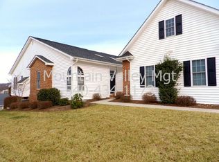 391 Silver Oaks Dr, Harrisonburg, VA 22801