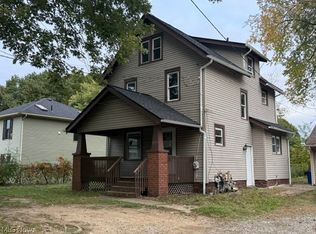 2825 S Main St, Akron, OH 44319