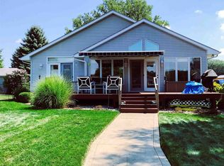 11823 N Pied Piper Pkwy, Cromwell, IN 46732