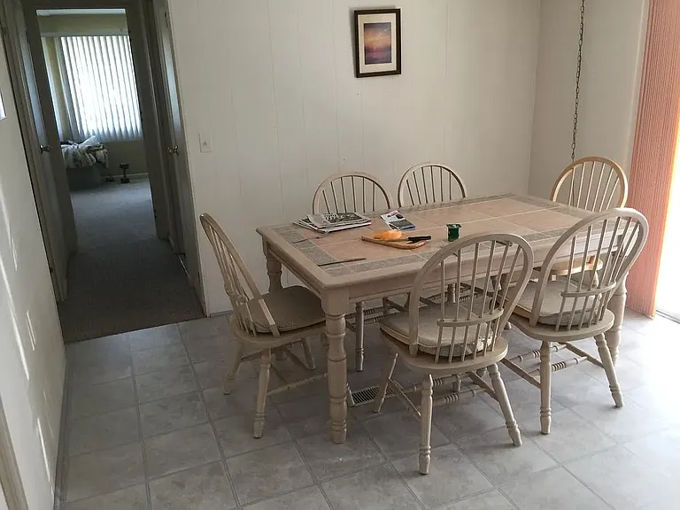 1035 Royal Palm Dr — Photo 9