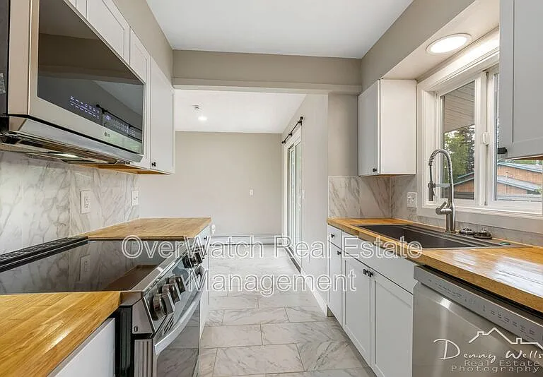 1821 Kodiak St — Photo 6