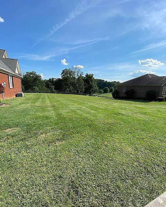 2nd image of Muirfield Dr