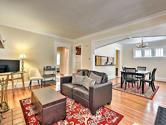 3rd image of 1743 Berkeley Ave