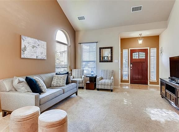 4th image of 10507 Maydelle Dr