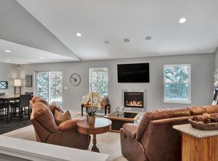 1201 Black Bear Trl, Stevens Point, WI 54482