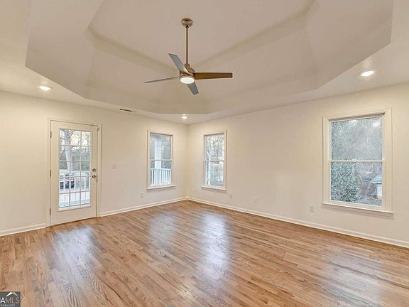 3rd image of 3311 Blanton Dr