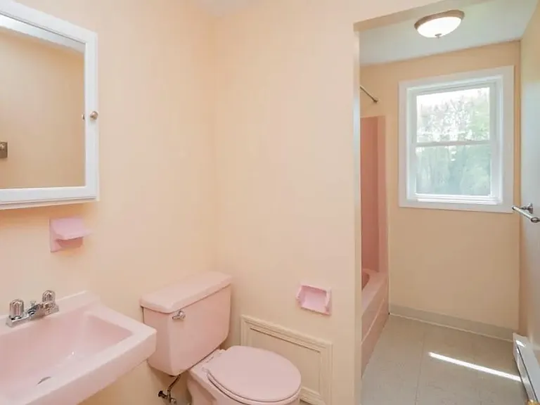 12 Dubois St #1 — Photo 6