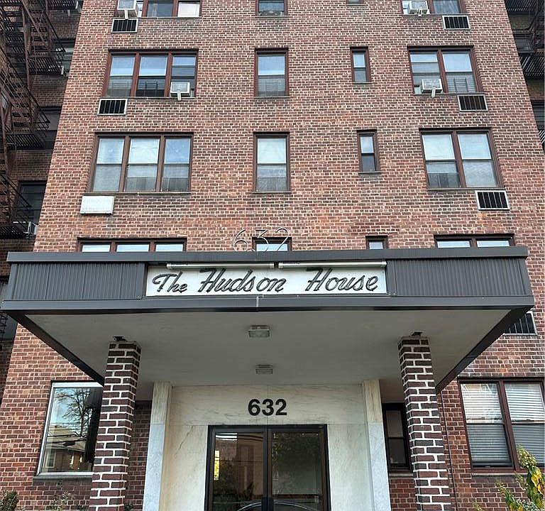1st image of 632 Warburton Avenue #1G