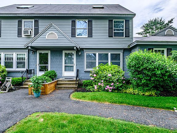 3rd image of 49 Northwood Drive #49